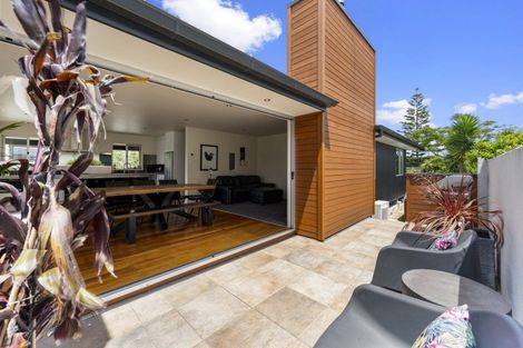 Photo of property in 108 Charles Street, Westshore, Napier, 4110