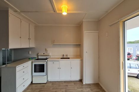 Photo of property in 60 Seafront Road, Castlecliff, Whanganui, 4501