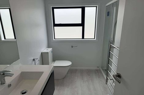 Photo of property in 7/64 Glen Road, Stokes Valley, Lower Hutt, 5019