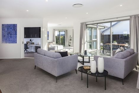 Photo of property in 29 Waterstock Way, Parklands, Christchurch, 8083