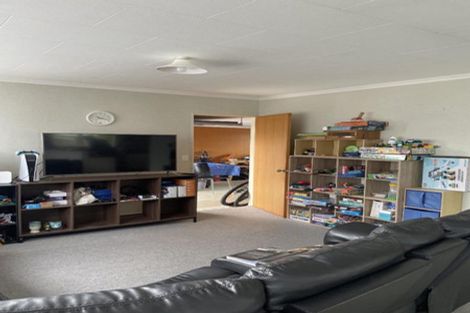 Photo of property in 2 Cassia Place, Bell Block, New Plymouth, 4312