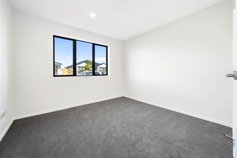Photo of property in 9 Noia Way, Karaka, Papakura, 2113