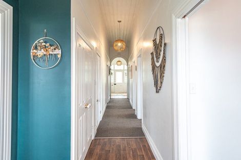 Photo of property in 92 Niblett Street, Whanganui, 4500