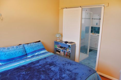 Photo of property in 70 James Road, Maungaturoto, 0587