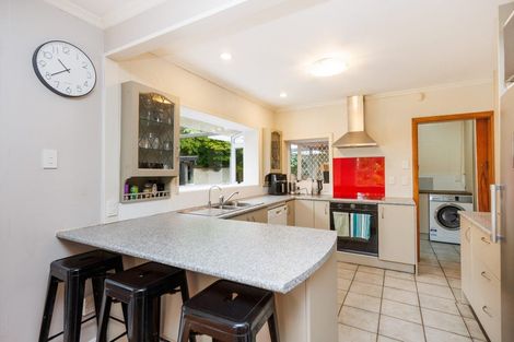 Photo of property in 140 Aokautere Drive, Fitzherbert, Palmerston North, 4410