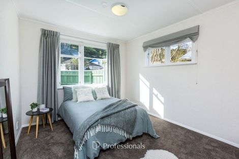 Photo of property in 56 Thomas Street, Stokes Valley, Lower Hutt, 5019