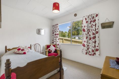 Photo of property in 22 Santiago Crescent, Unsworth Heights, Auckland, 0632