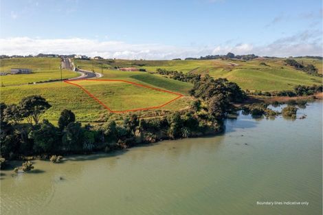 Photo of property in 76 Omahina Street, Raglan, 3225