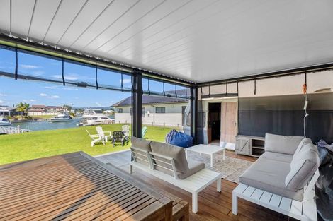 Photo of property in 14 Mermaid Place, Whitianga, 3510
