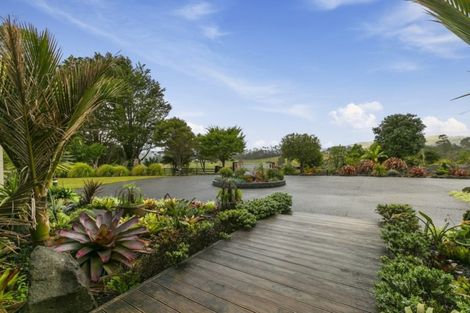 Photo of property in 35 Holdens Road, Henderson, Auckland, 0612