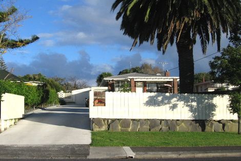 Photo of property in 12 Amberley Avenue, Te Atatu South, Auckland, 0610