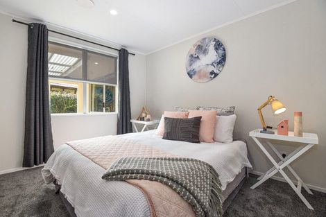 Photo of property in 22 Bay Grove, Pukehangi, Rotorua, 3015