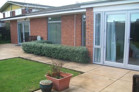 Photo of property in 27 Hartford Street, Burnside, Christchurch, 8053