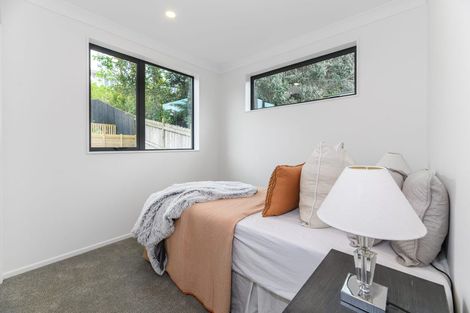 Photo of property in 1/11a Falstone Lane, Browns Bay, Auckland, 0630