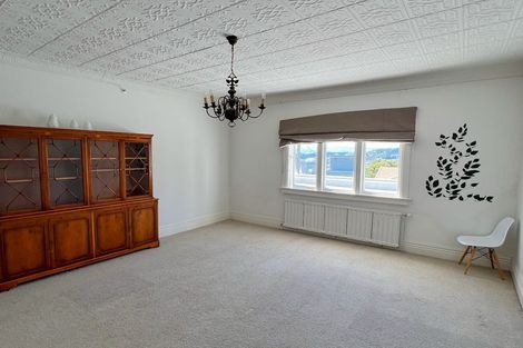 Photo of property in 8 Central Terrace, Alicetown, Lower Hutt, 5010