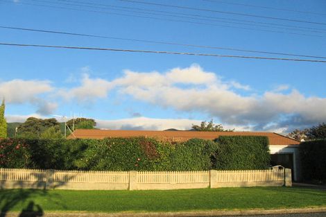 Photo of property in 4 Warrimoo Street, Paraparaumu, 5032