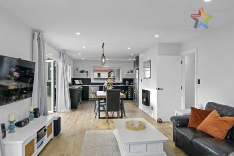 Photo of property in 2/74 Dyer Street, Epuni, Lower Hutt, 5011