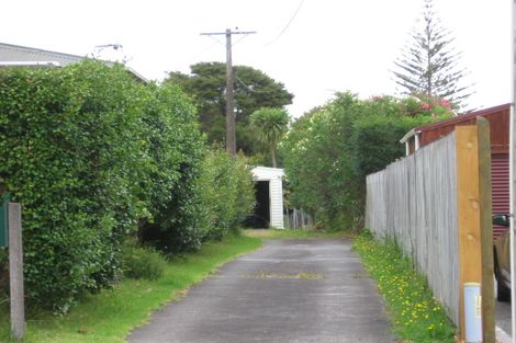 Photo of property in 68a Tramway Road, Beach Haven, Auckland, 0626