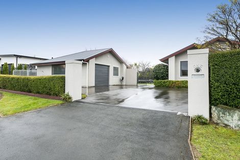 Photo of property in 1 Sunninghurst Drive, Fairfield, Dunedin, 9018
