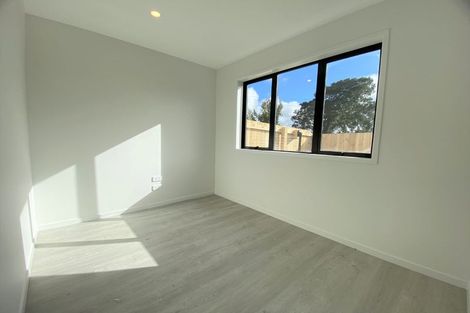 Photo of property in 2/23 View Road, Papakura, 2110