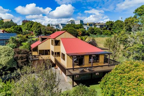 Photo of property in 50 Churchill Drive, Taradale, Napier, 4112