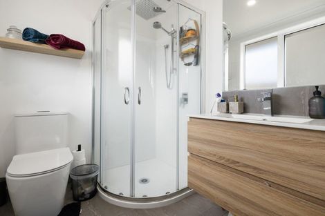 Photo of property in 2/3 Paul Crescent, Fairfield, Hamilton, 3214