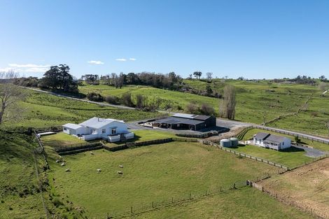 Photo of property in 27 Church Hill Road, Port Albert, Wellsford, 0973