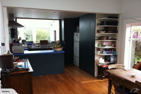 Photo of property in 14 Corson Avenue, Beckenham, Christchurch, 8023