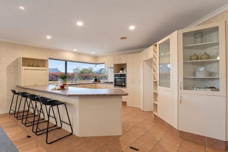 Photo of property in 1 Roderick Place, Rototuna, Hamilton, 3210