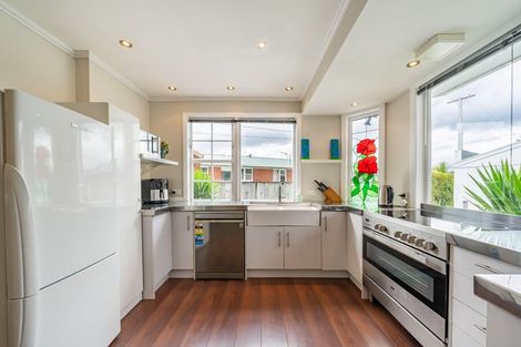 Photo of property in 27a Ebdentown Street, Ebdentown, Upper Hutt, 5018