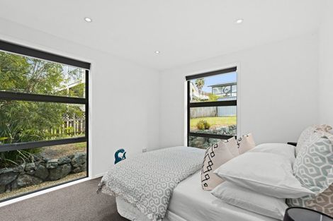 Photo of property in 9 Arohia Place, Snells Beach, 0920