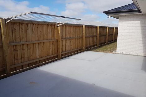 Photo of property in 76b Watkins Drive, Rangiora, 7400