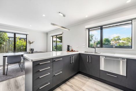 Photo of property in 151 James Line, Kelvin Grove, Palmerston North, 4414
