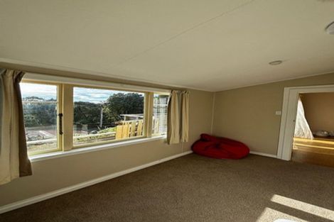 Photo of property in 32 Bonithon Avenue, Moturoa, New Plymouth, 4310