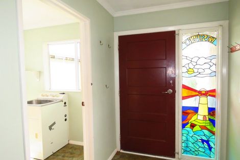 Photo of property in 35 Queen Street, Westport, 7825