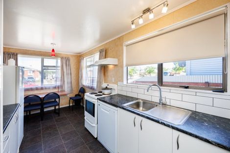 Photo of property in 13 Mccorkindale Street, Feilding, 4702