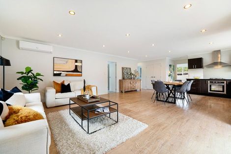 Photo of property in 1d Kuaka Place, New Lynn, Auckland, 0600