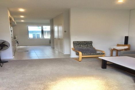 Photo of property in 34 Ceramic Lane, New Lynn, Auckland, 0600
