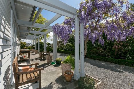 Photo of property in 27 Kopanga Road, Havelock North, 4130