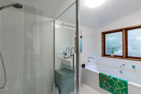 Photo of property in 164 Konini Road, Titirangi, Auckland, 0604