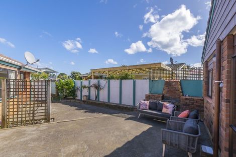 Photo of property in 45 Olive Terrace, Paraparaumu Beach, Paraparaumu, 5032