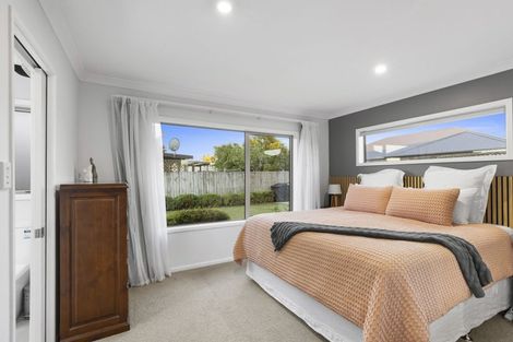 Photo of property in 64 Wattle Drive, New Brighton, Christchurch, 8083