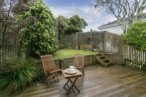 Photo of property in 19e Motueka Street, Ngaio, Wellington, 6035