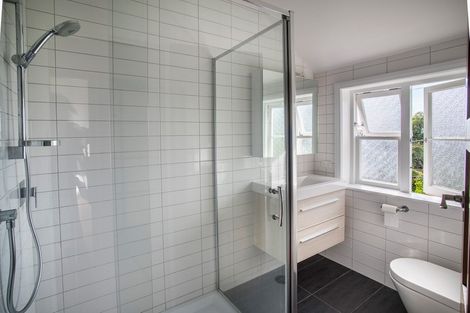 Photo of property in 9a Kerr Street, Devonport, Auckland, 0624