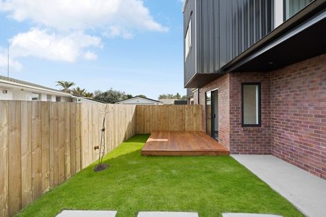 Photo of property in 2/13 Pulham Crescent, Queenwood, Hamilton, 3210