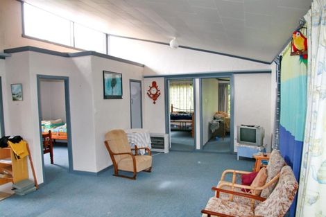 Photo of property in 7 Rerenga Street, Mokau, 4376