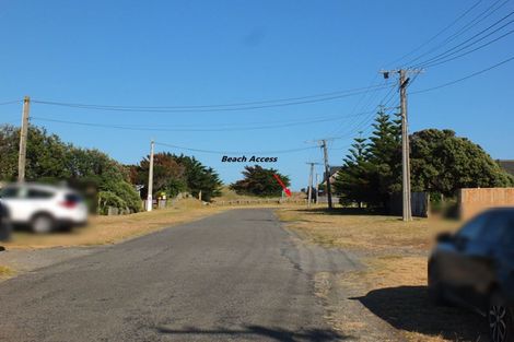 Photo of property in 13a Mack Street, Foxton Beach, Foxton, 4815