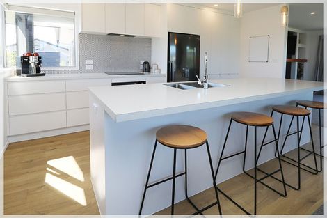 Photo of property in 17 Westwood Drive, Aokautere, Palmerston North, 4471