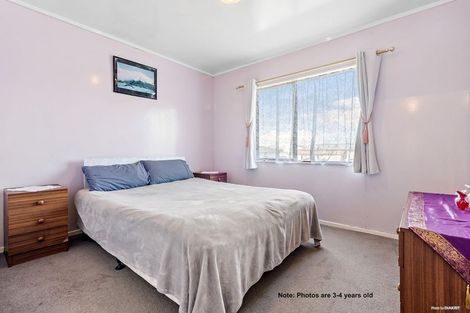 Photo of property in 18 Dungarvon Place, Clendon Park, Auckland, 2103