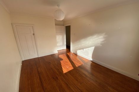 Photo of property in 1/58 Brougham Street, Mount Victoria, Wellington, 6011
